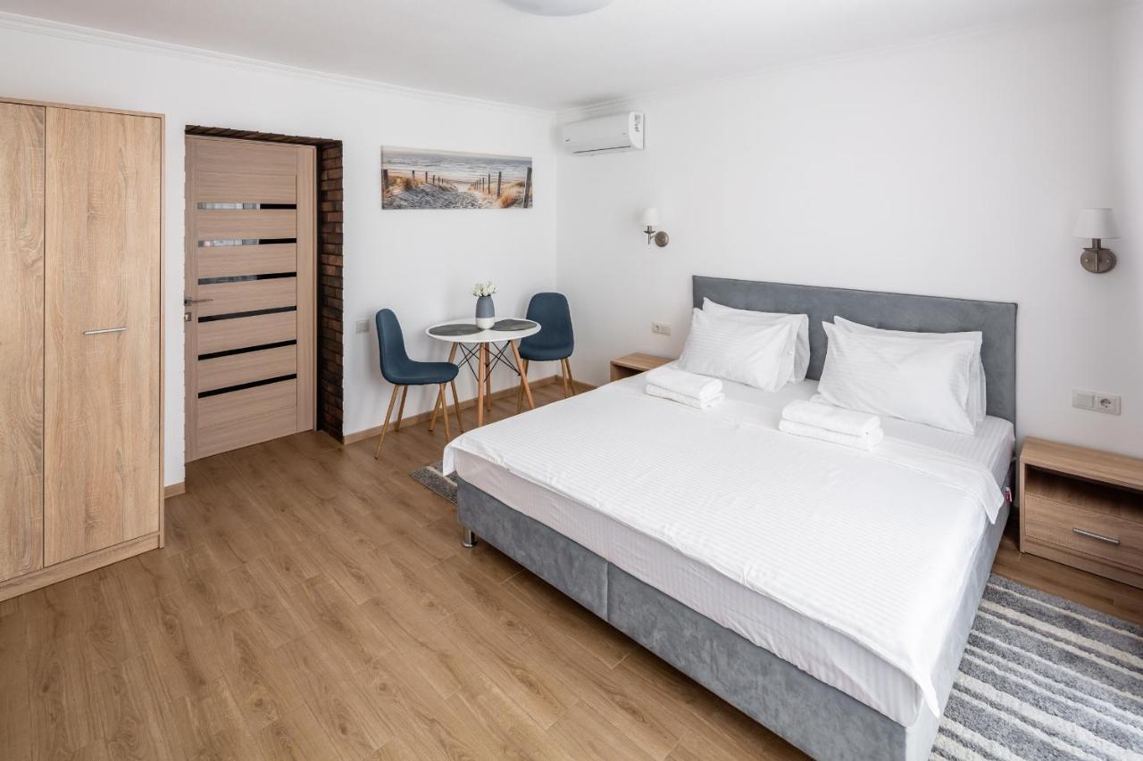 Alfa Apartments Staroevrejska 18 Lviv Ngoại thất bức ảnh
