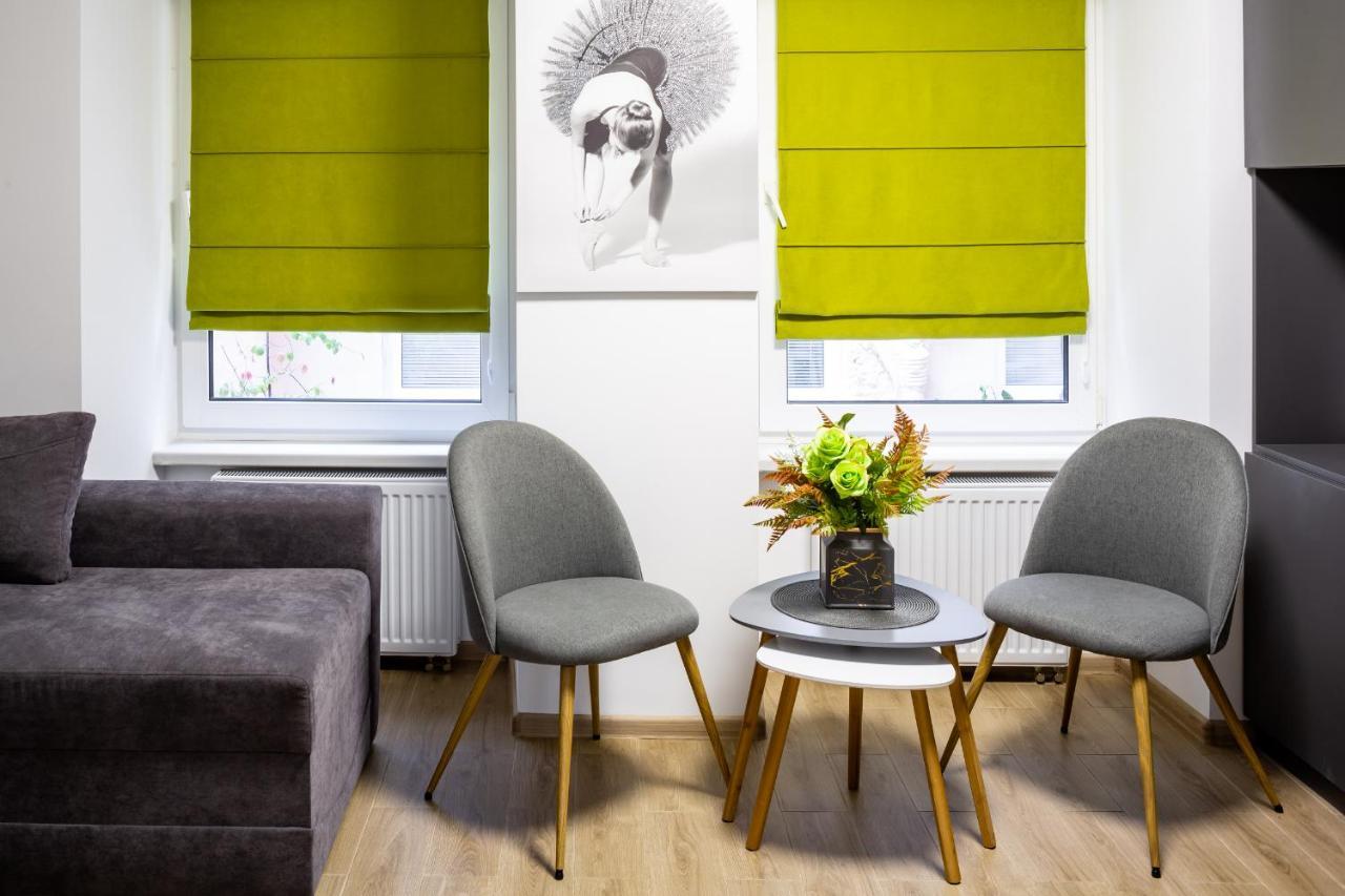 Alfa Apartments Staroevrejska 18 Lviv Ngoại thất bức ảnh